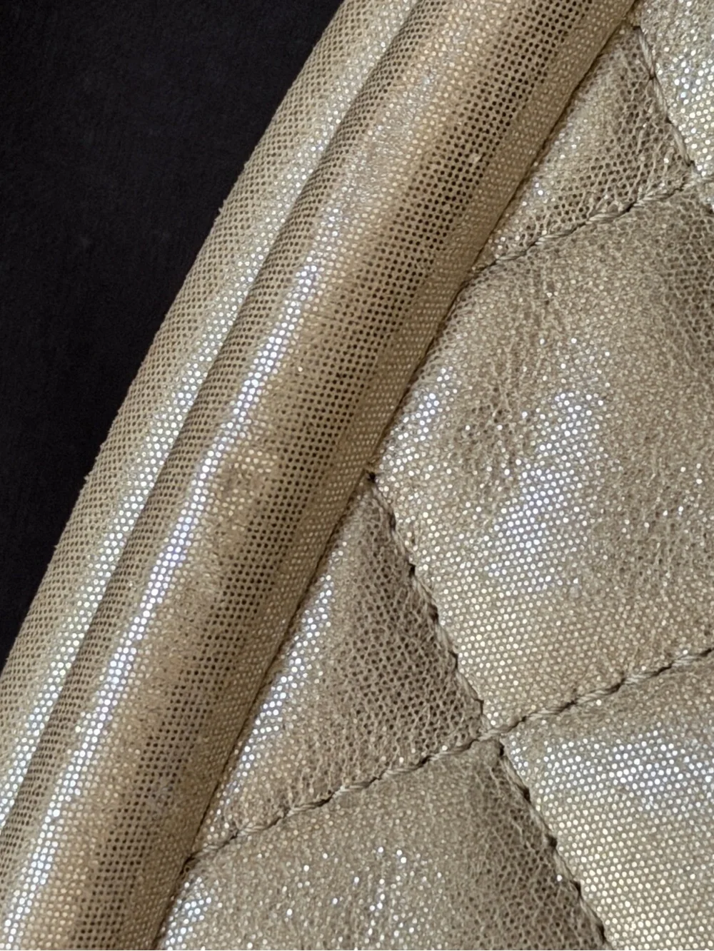 Chanel 12C Iridescent Light Gold Quilted Calfskin Timeless Kisslock CC Clutch